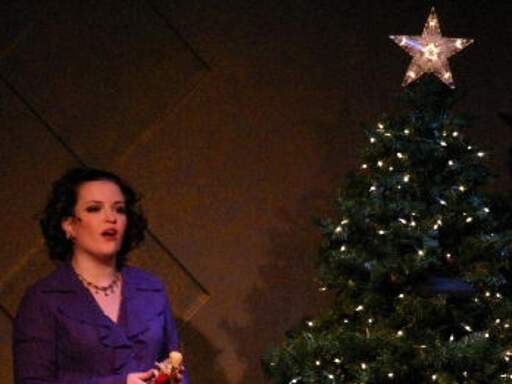 Michele Marie Roberts sings &quot;Christmas Eve&quot;